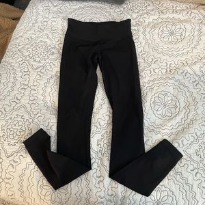 Black lululemon leggings
